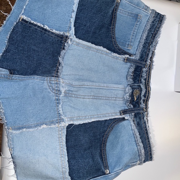 Size: 8 - Picture 3 of 3